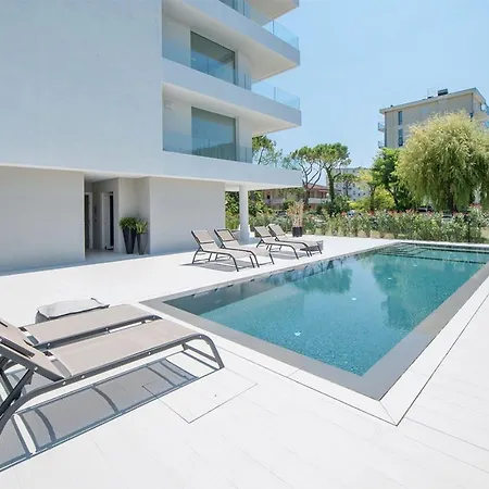 דירה Elegante 2 Piazza Aurora Con Piscina