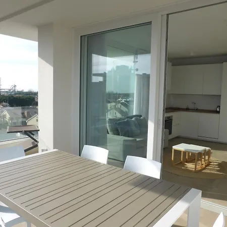 Apartamento Elegante 2 Piazza Aurora Con Piscina