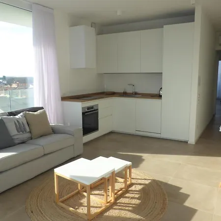 Elegante 2 Piazza Aurora Con Piscina דירה