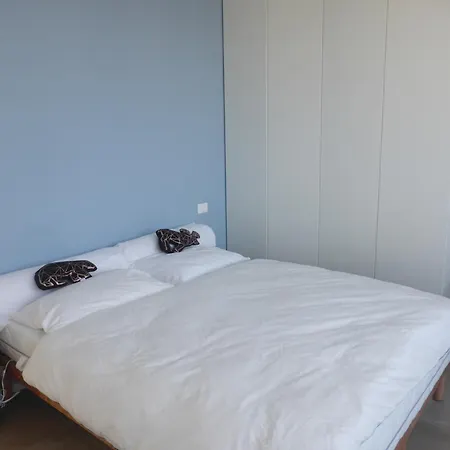 Elegante 2 Piazza Aurora Con Piscina דירה